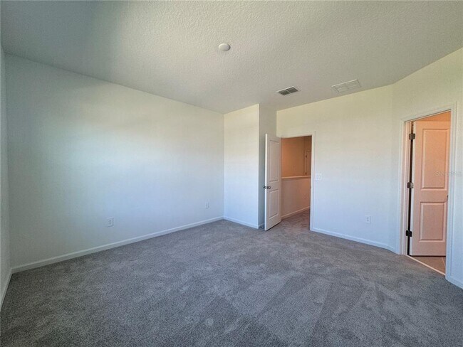 Building Photo - 2819 Maloof Dr