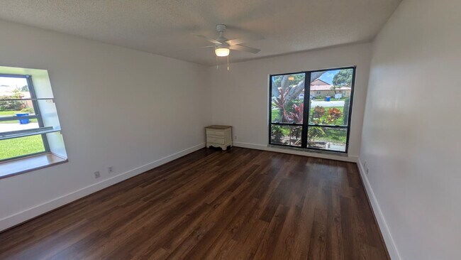 Building Photo - Beautifully Renovated 2BR/2BA Home in Martin Downs Golf Community – annual rental