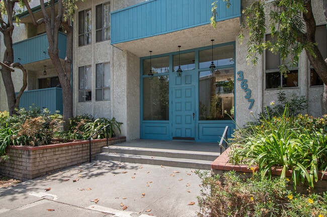 Building Photo - 3637 Glendon Ave