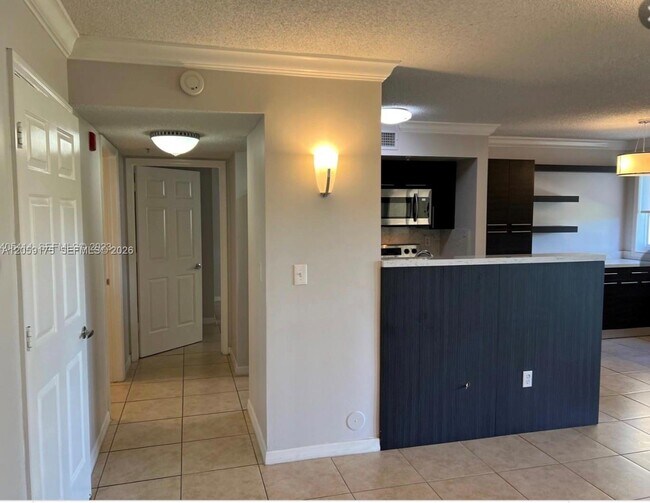 Building Photo - 2600 S University Dr