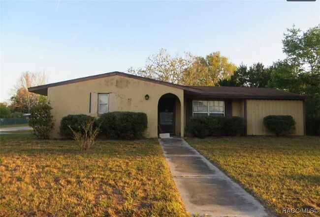 Primary Photo - 6675 W Seagull Ln
