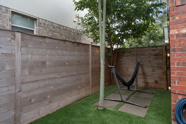 Building Photo - 15129 Donna Jane Loop