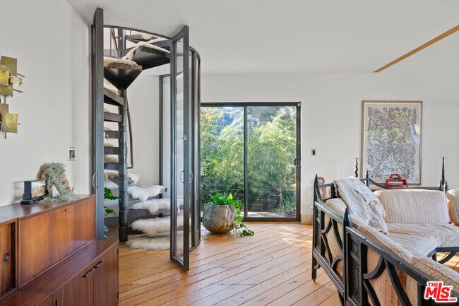 Building Photo - 20784 Medley Ln