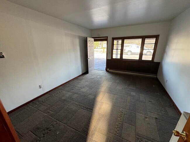 Building Photo - 7528 US-51