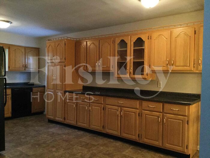 Building Photo - 8634 Lighthorse Dr