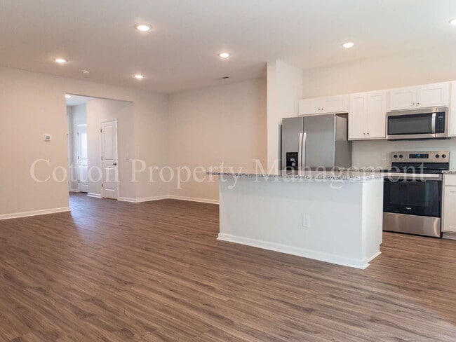 Building Photo - 9044 Laurel Bay Ln