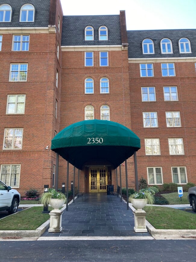 Building Photo - 2350 Montevallo Rd