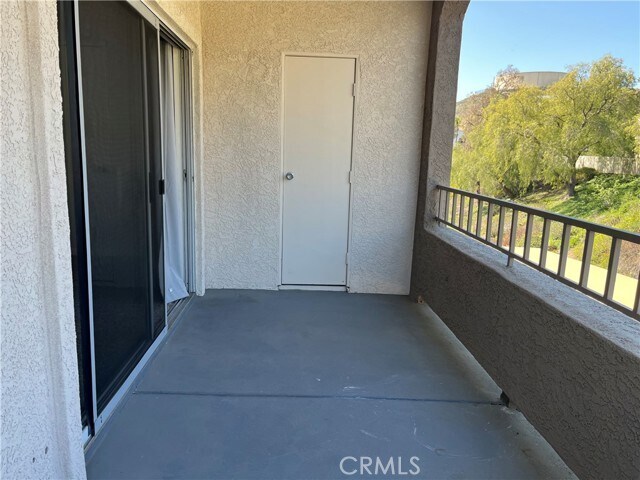 Building Photo - 1010 La Terraza Cir