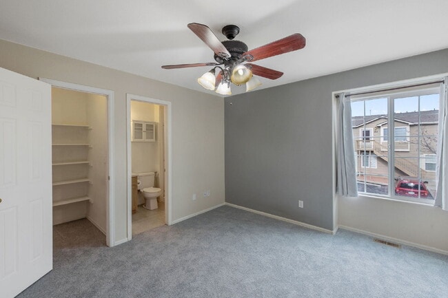 Building Photo - Charming 2-Story Home with Fireplace, Gara...