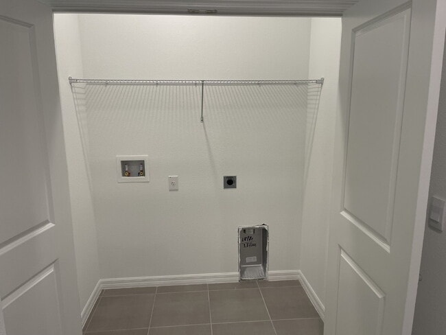 Building Photo - 8506 Bold Cypress Ln
