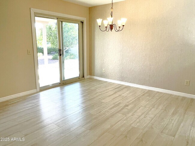 Building Photo - 25835 S Greencastle Dr