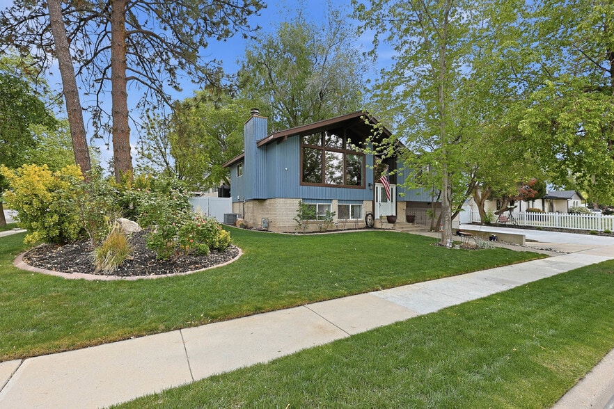 Building Photo - 9107 S Peach Blossom Dr