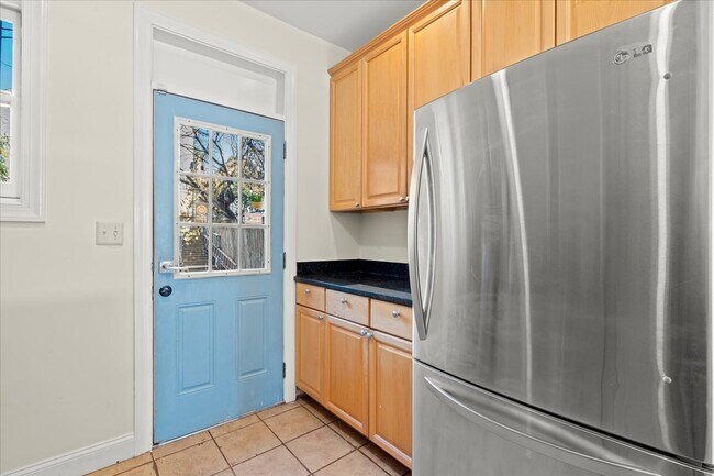 Building Photo - 1254 Florida Ave NE