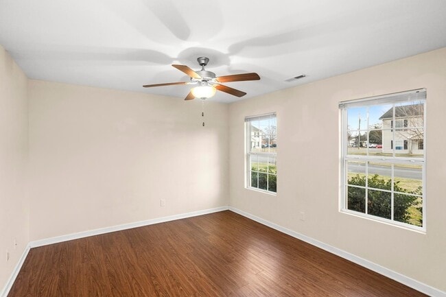 Building Photo - 1355 Macedonia Dr