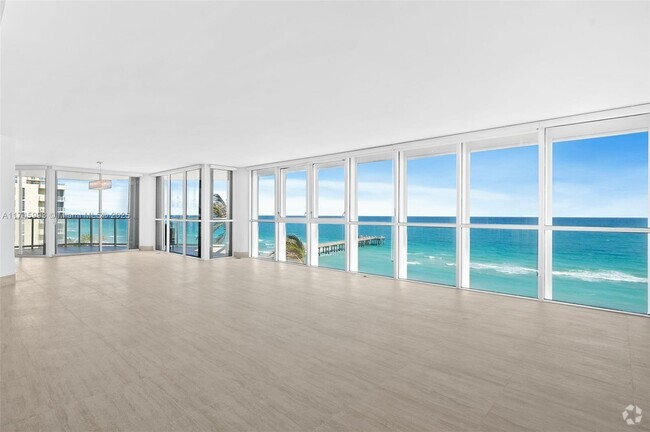 Building Photo - 16485 Collins Ave