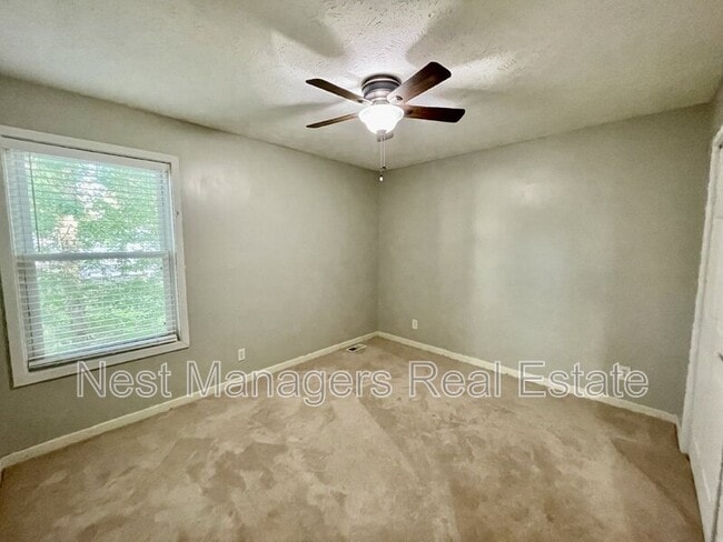 Building Photo - 418 Watergap Dr