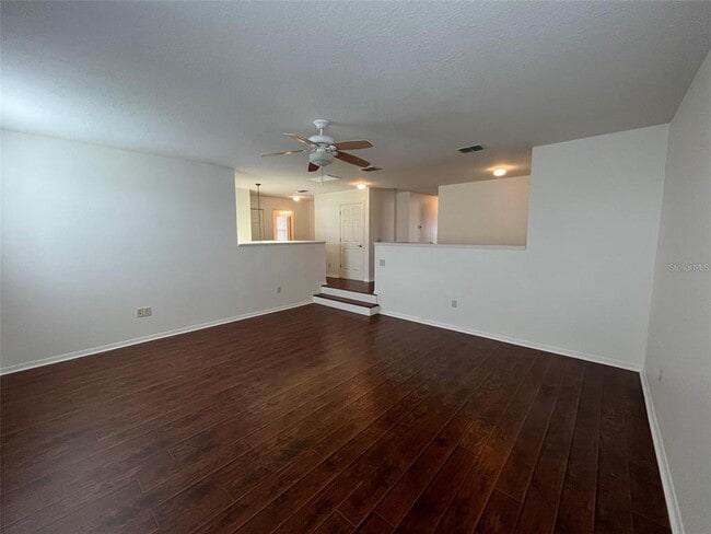 Building Photo - 10757 Pictorial Park Dr