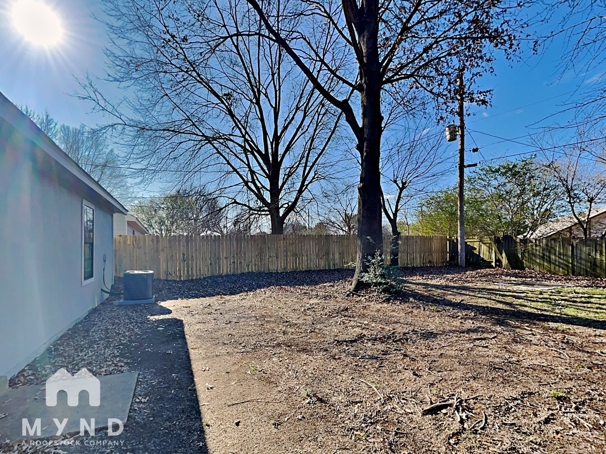 Building Photo - 4433 Sunnyslope Dr
