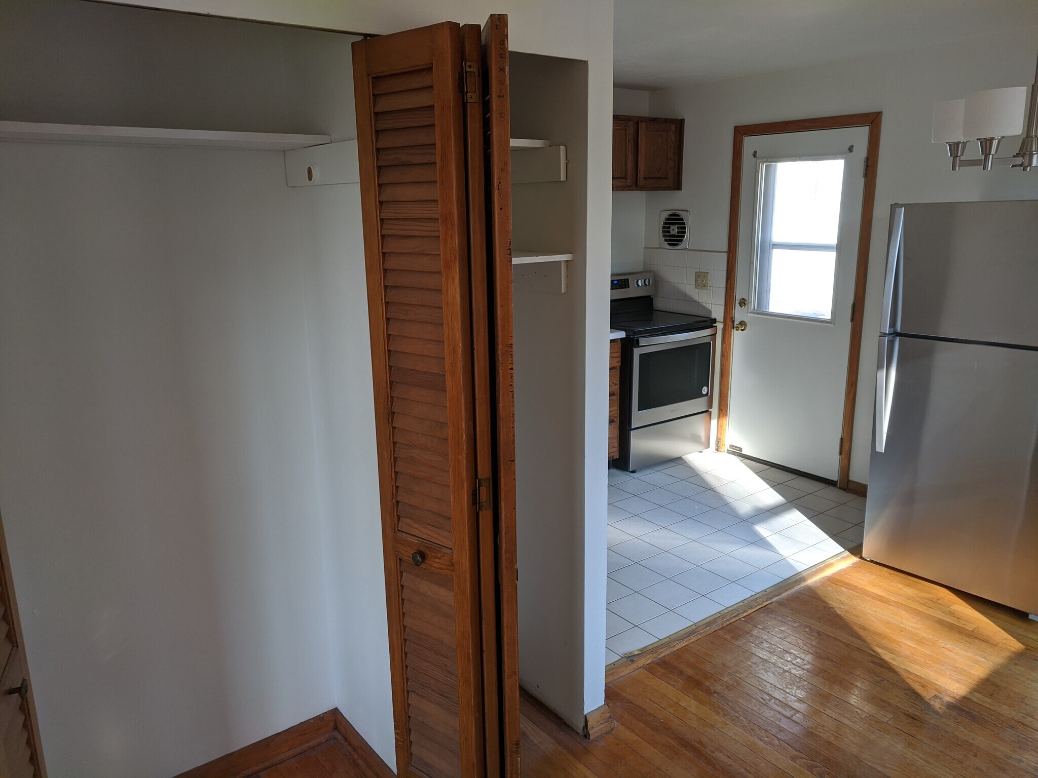 Building Photo - 2306 Hoard Street