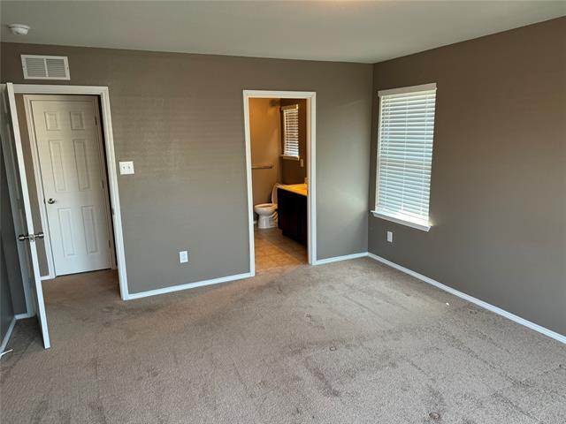 Building Photo - 805 Underhill Dr