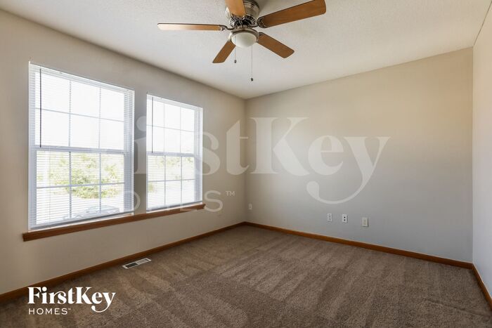 Building Photo - 5401 Crysler Ave