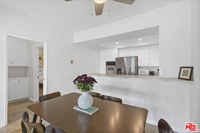 Building Photo - 18103 W Coastline Dr