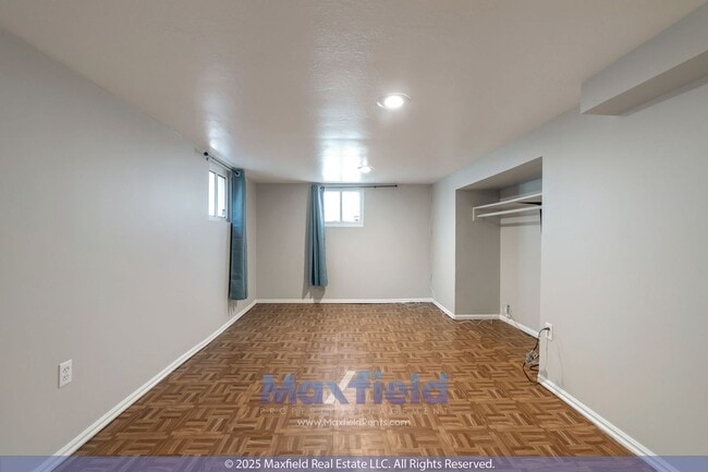 Building Photo - Charming Bungalow - Sugar House Area - 4BD...