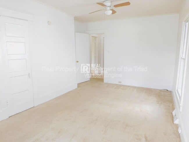 Building Photo - 1407 Gorrell St
