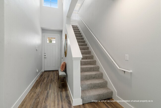 Building Photo - 28325 Birnham Woods Dr