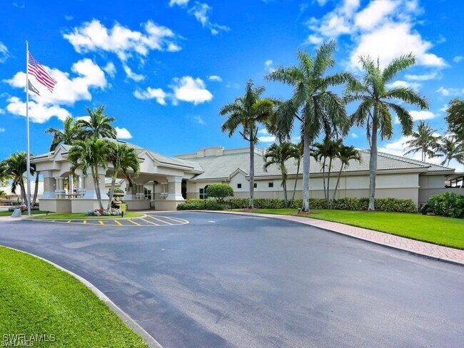 Building Photo - 9140 Southmont Cove