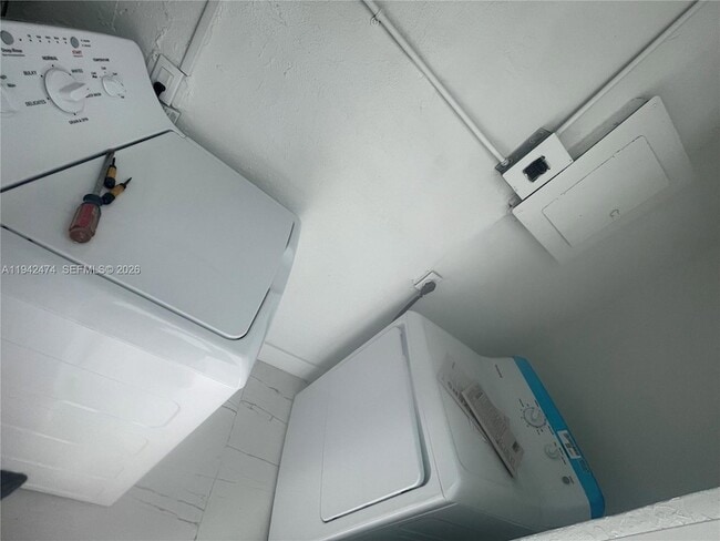 Building Photo - 9124 SW 180th St