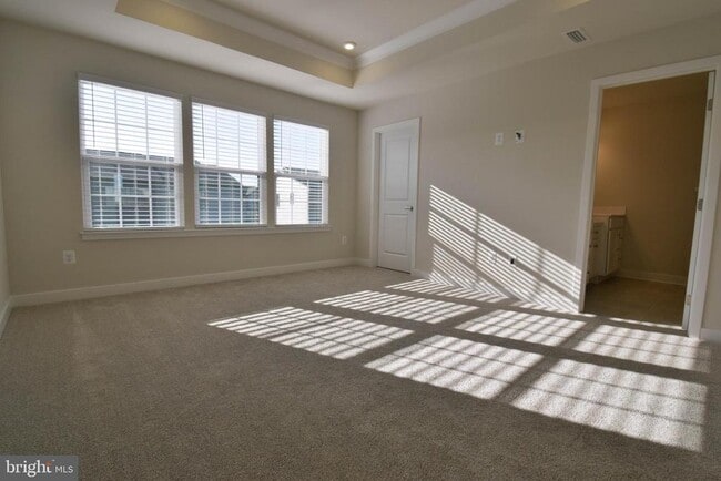 Building Photo - 120 Emily Wy