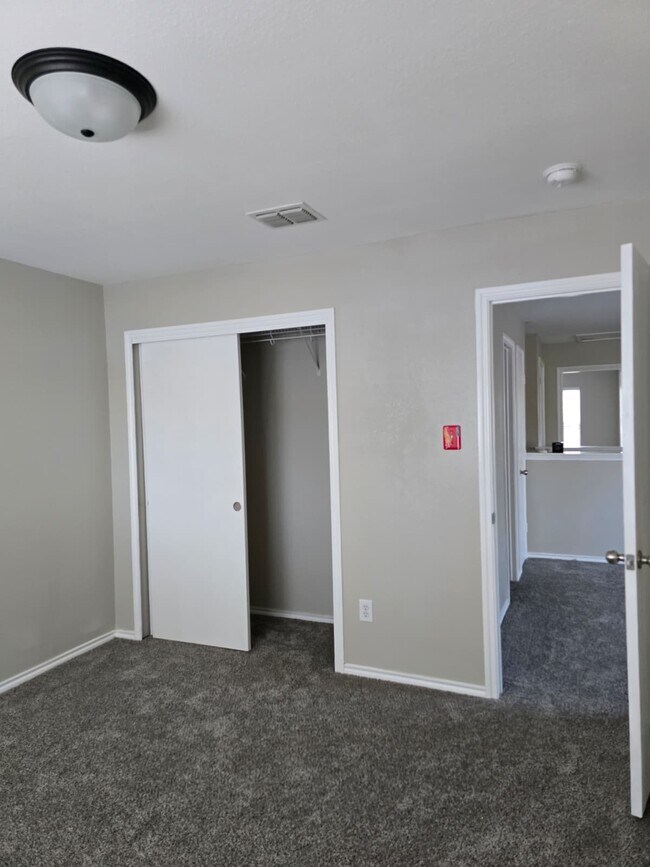 Building Photo - 8114 Furlong Gate