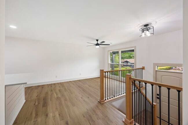 Building Photo - 1411 Westway Dr