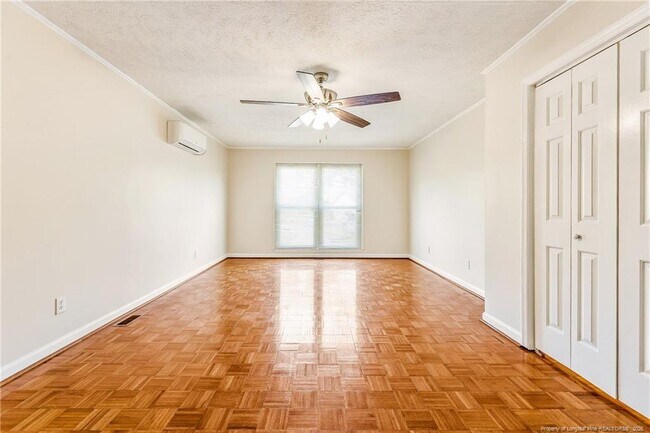 Building Photo - 6837 Woodmark Dr