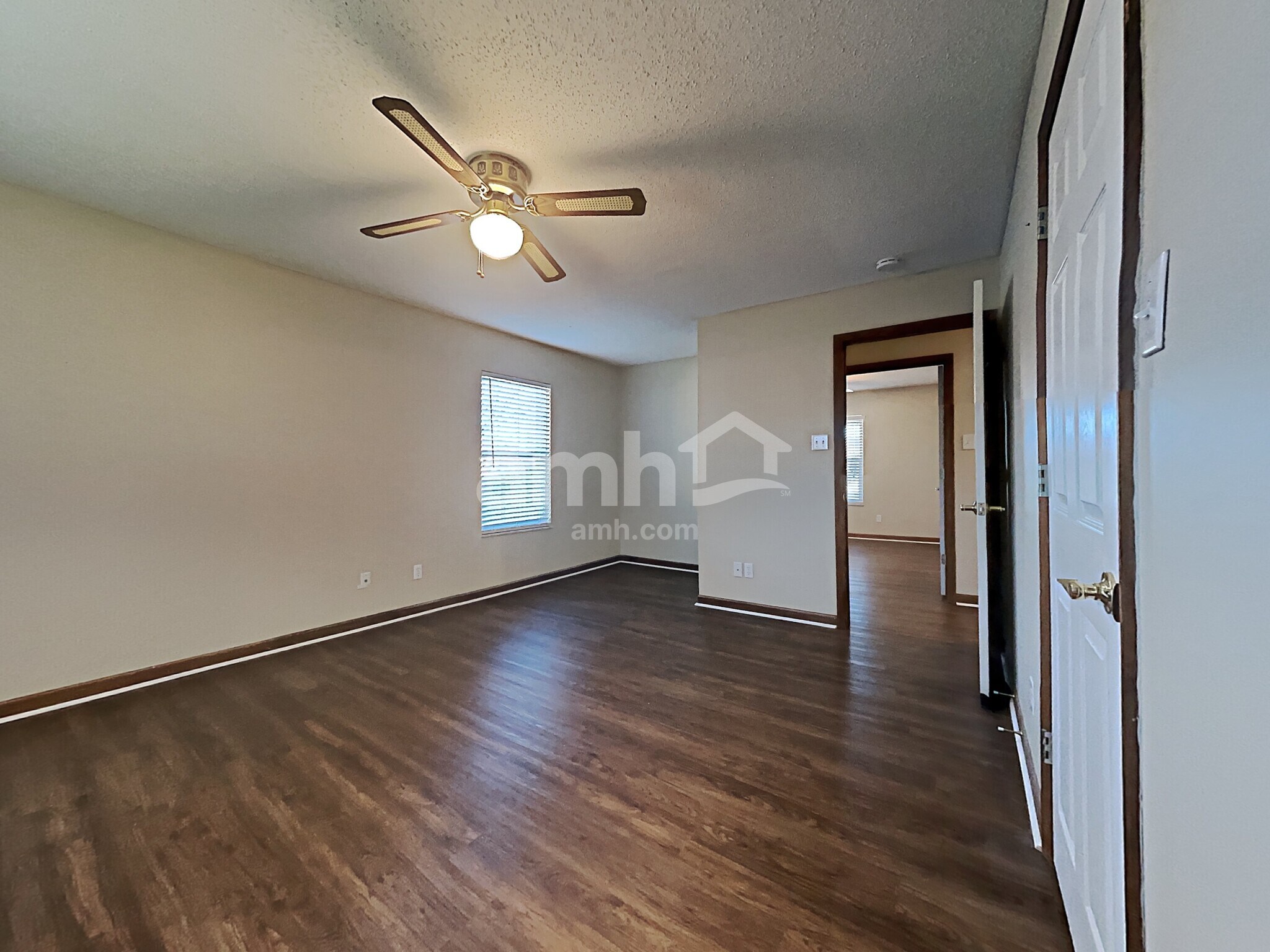 Building Photo - 2303 Sir Edward Ln