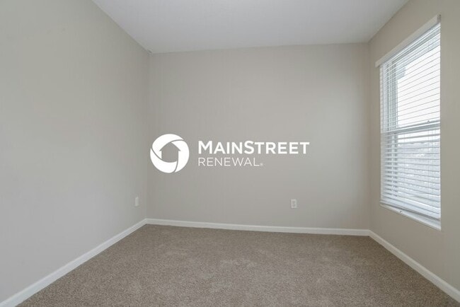 Building Photo - 3 Bedroom Pet-Friendly Home in LEES SUMMIT, MO with Main Street Renewal