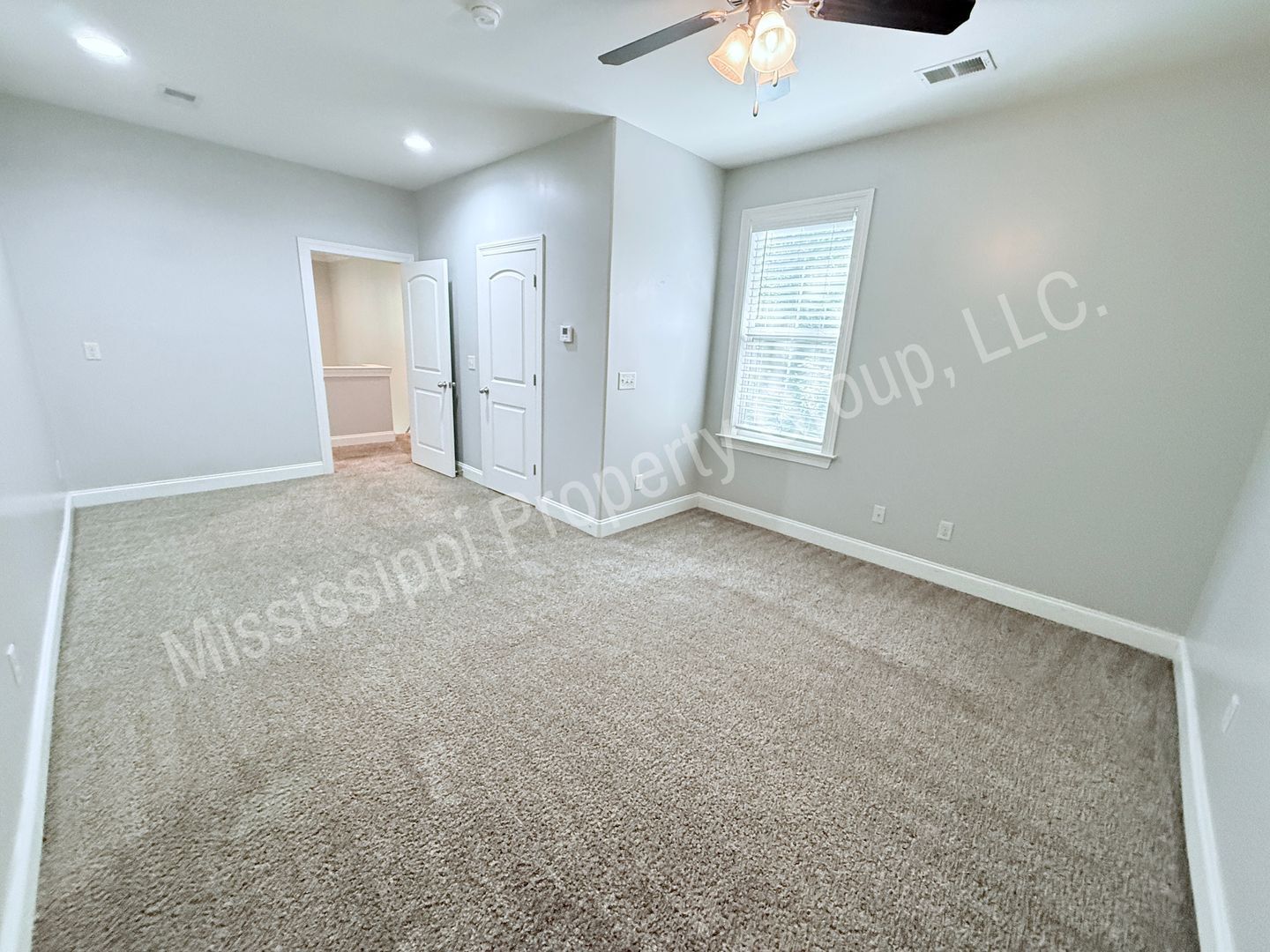 Building Photo - 1308 S 16th St