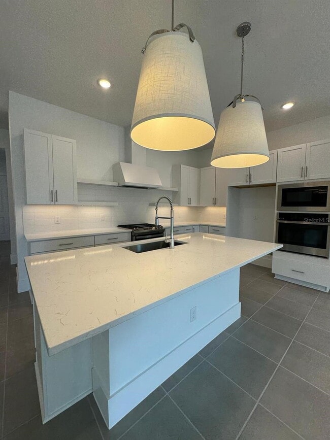 Building Photo - Charming and Functional – 3 Bedroom Home in Winter Garden