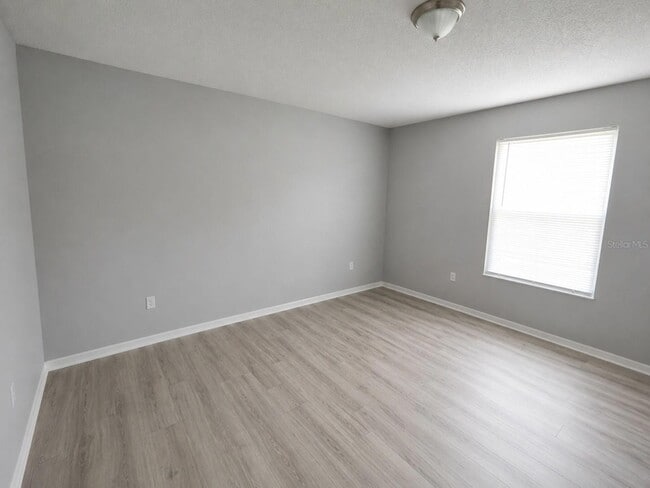 Building Photo - 319 Alegriano Ct