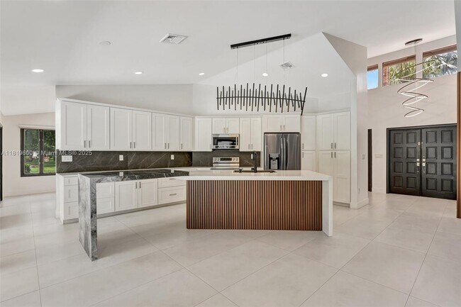 Building Photo - 8360 NW 51st Ct
