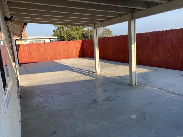 Building Photo - 7561 Skyline Dr