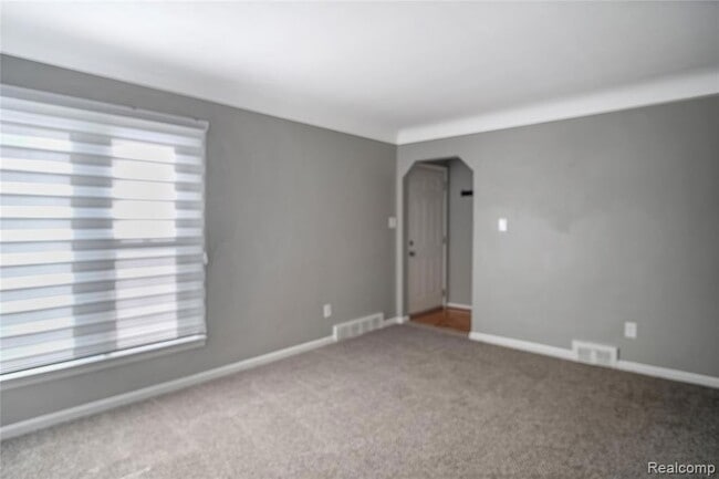 Building Photo - 14000 Nadine St