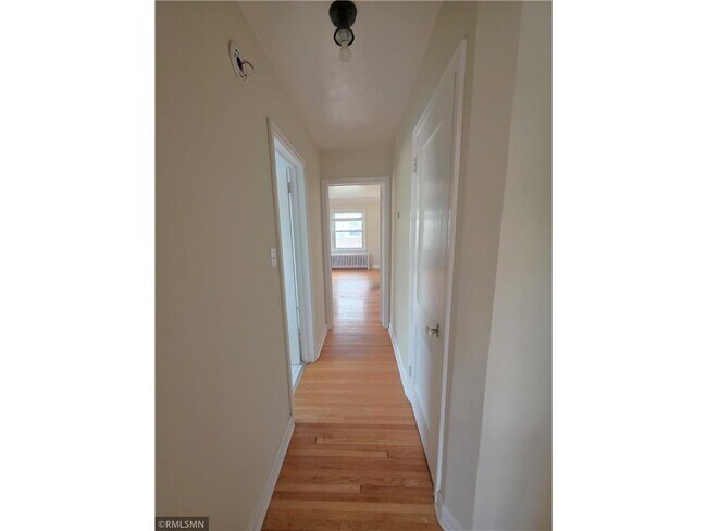 Building Photo - 2056 Bayard Ave