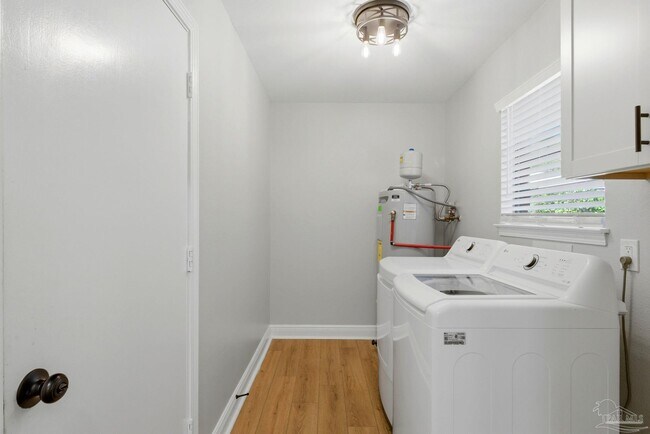 Building Photo - 4607 La Borde Ln