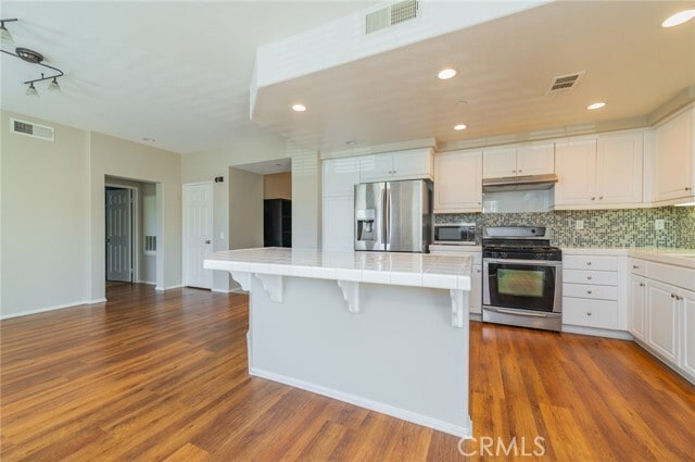 Building Photo - 15904 Fountain Ln