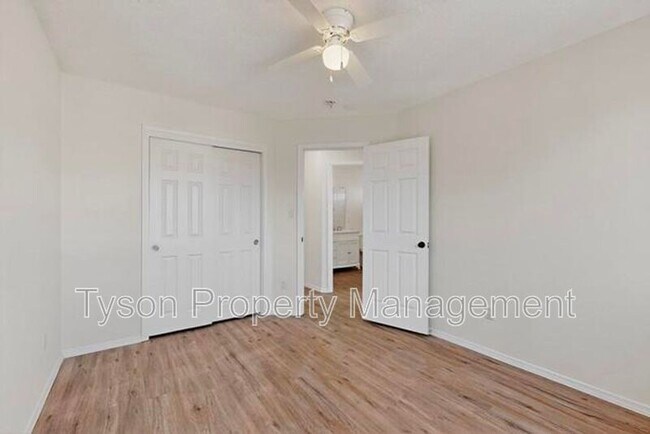 Building Photo - 6605 Ventana Hills Rd NW