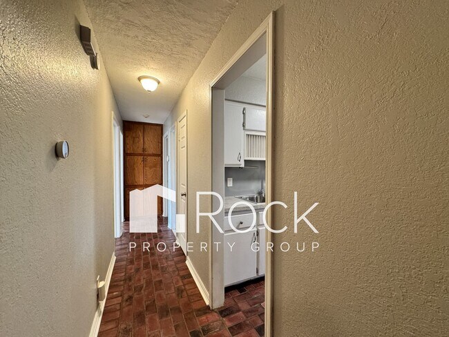 Building Photo - 3 Bedroom Home in NW Norman