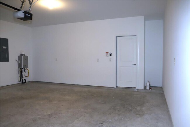 Building Photo - 1216 Gable Breeze Dr