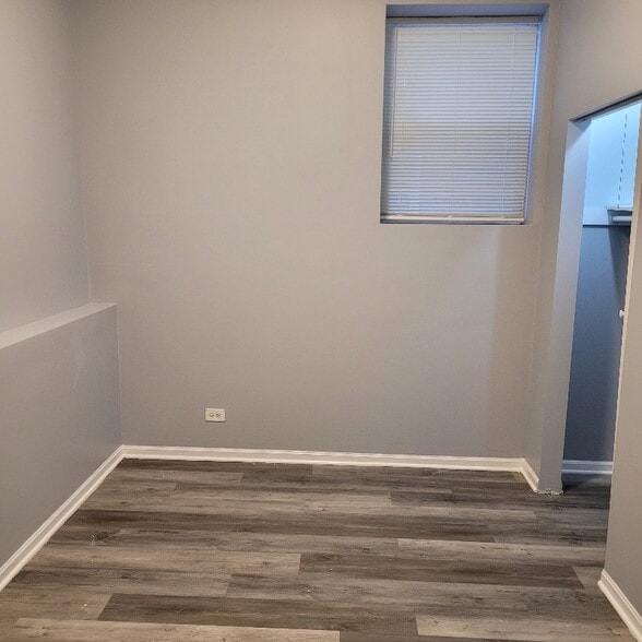 Building Photo - 11611 S Vincennes Ave